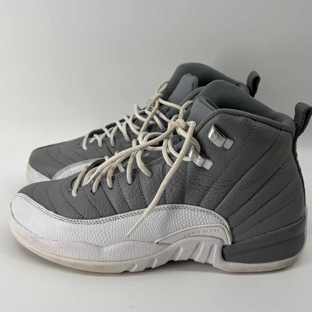Jordan 12 Retro Stealth Sneakers Cool Grey White 153265-015 Size 7Y